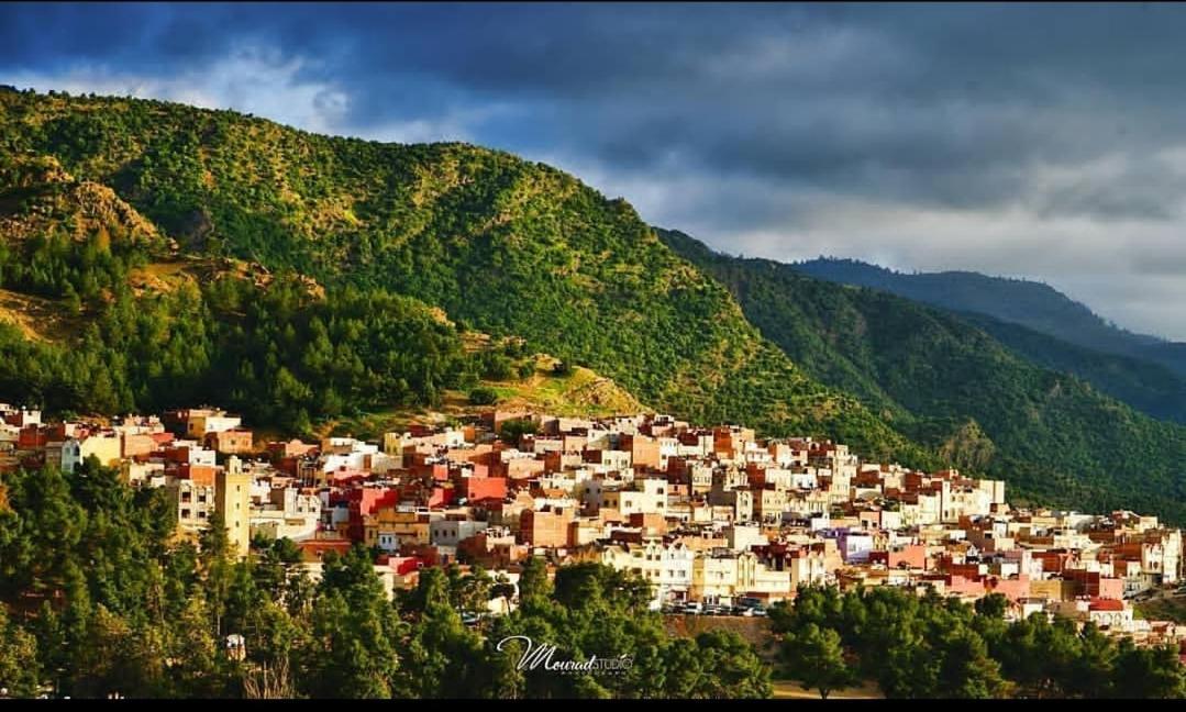 Issli Appartment Climatise Hiver Et Ete Azrou Εξωτερικό φωτογραφία