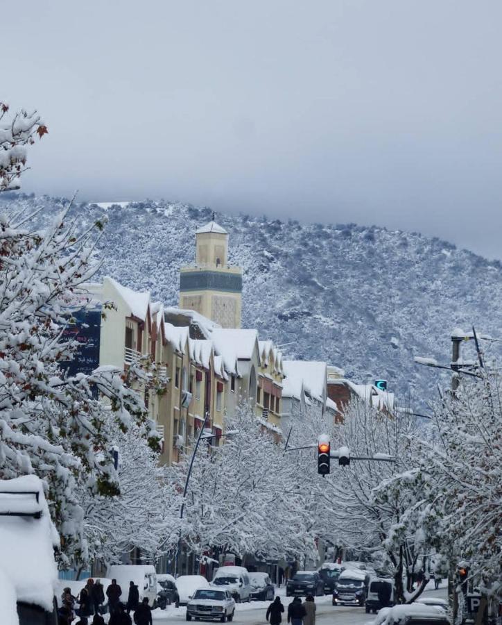 Issli Appartment Climatise Hiver Et Ete Azrou Εξωτερικό φωτογραφία