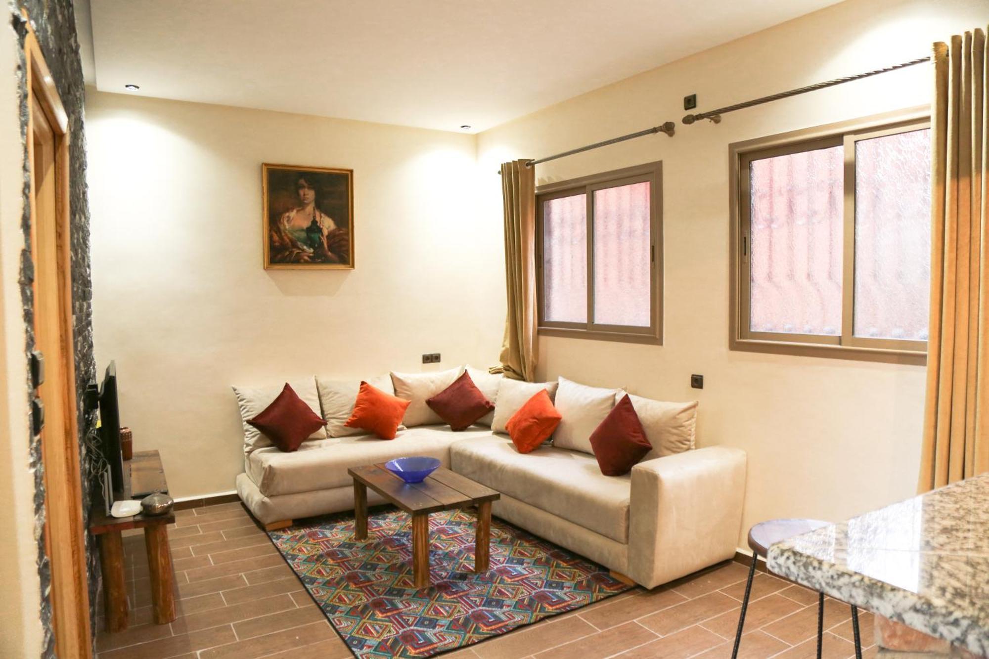 Issli Appartment Climatise Hiver Et Ete Azrou Δωμάτιο φωτογραφία